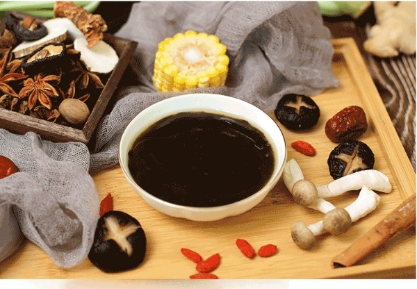 公司提供貼牌定制，免費送技術(shù)的服務(wù)，開(kāi)店無(wú)需大廚，簡(jiǎn)易操作，快速標準化出餐。產(chǎn)品咨詢(xún)熱線(xiàn)：0537-3630366